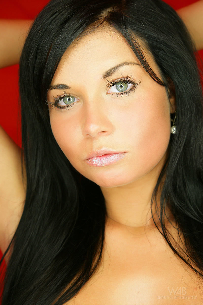 Альбина, 23